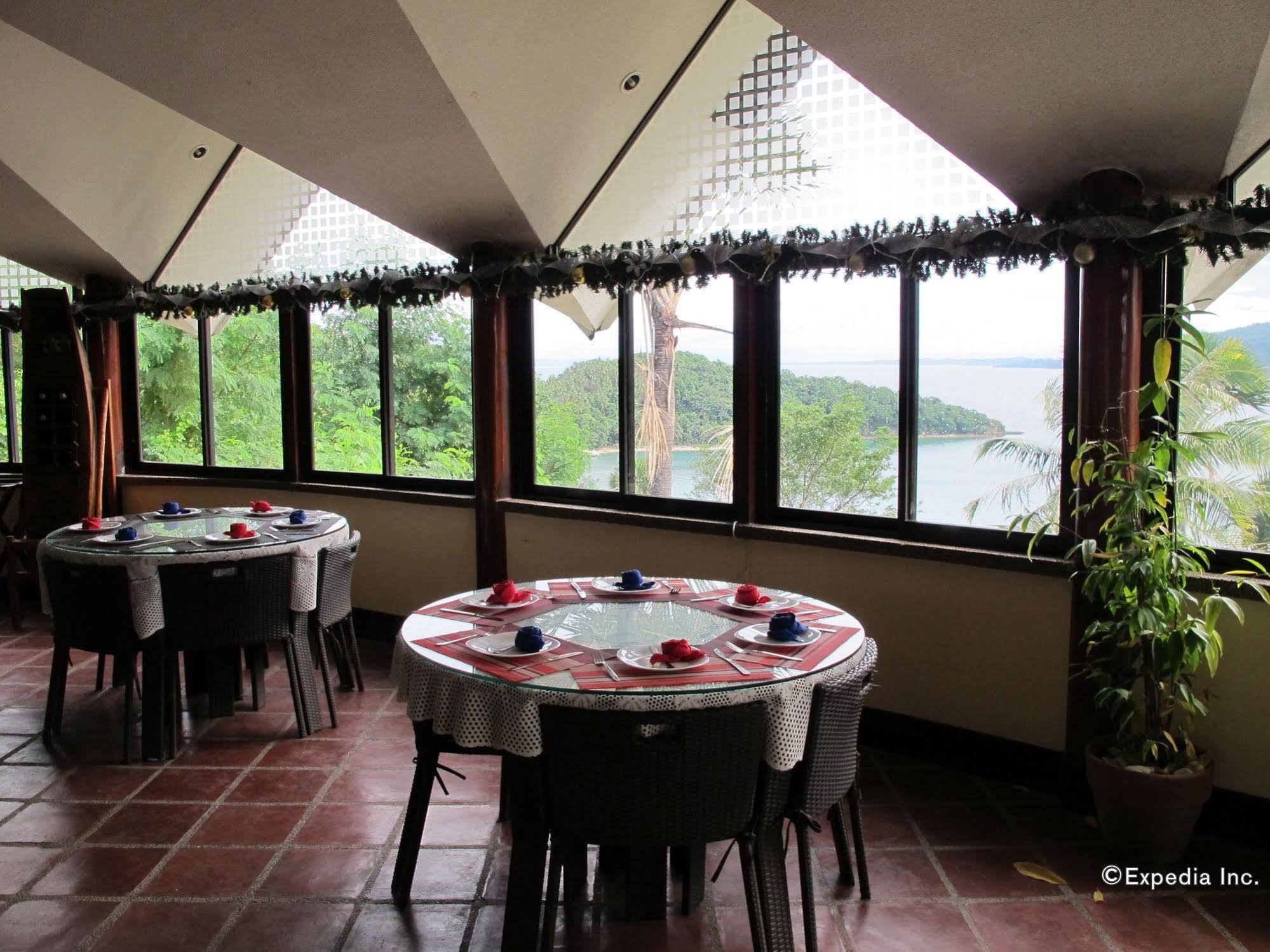 Utopia Resort & Spa Puerto Galera Exterior foto
